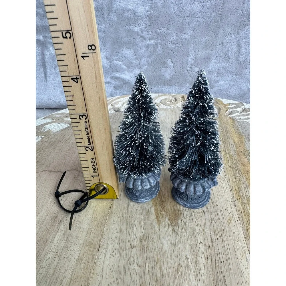N/A resin holiday